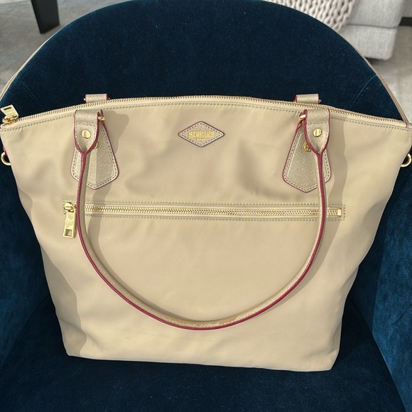 MZ Wallace Handbags - MZ Wallace Chelsea Large Tote in Flax Bedford.
